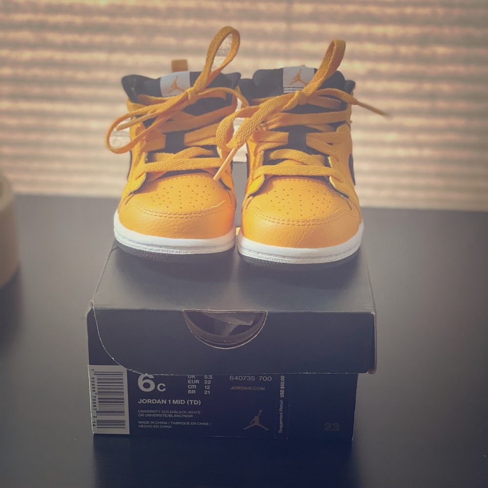 Jordan Mid  1 (TD)